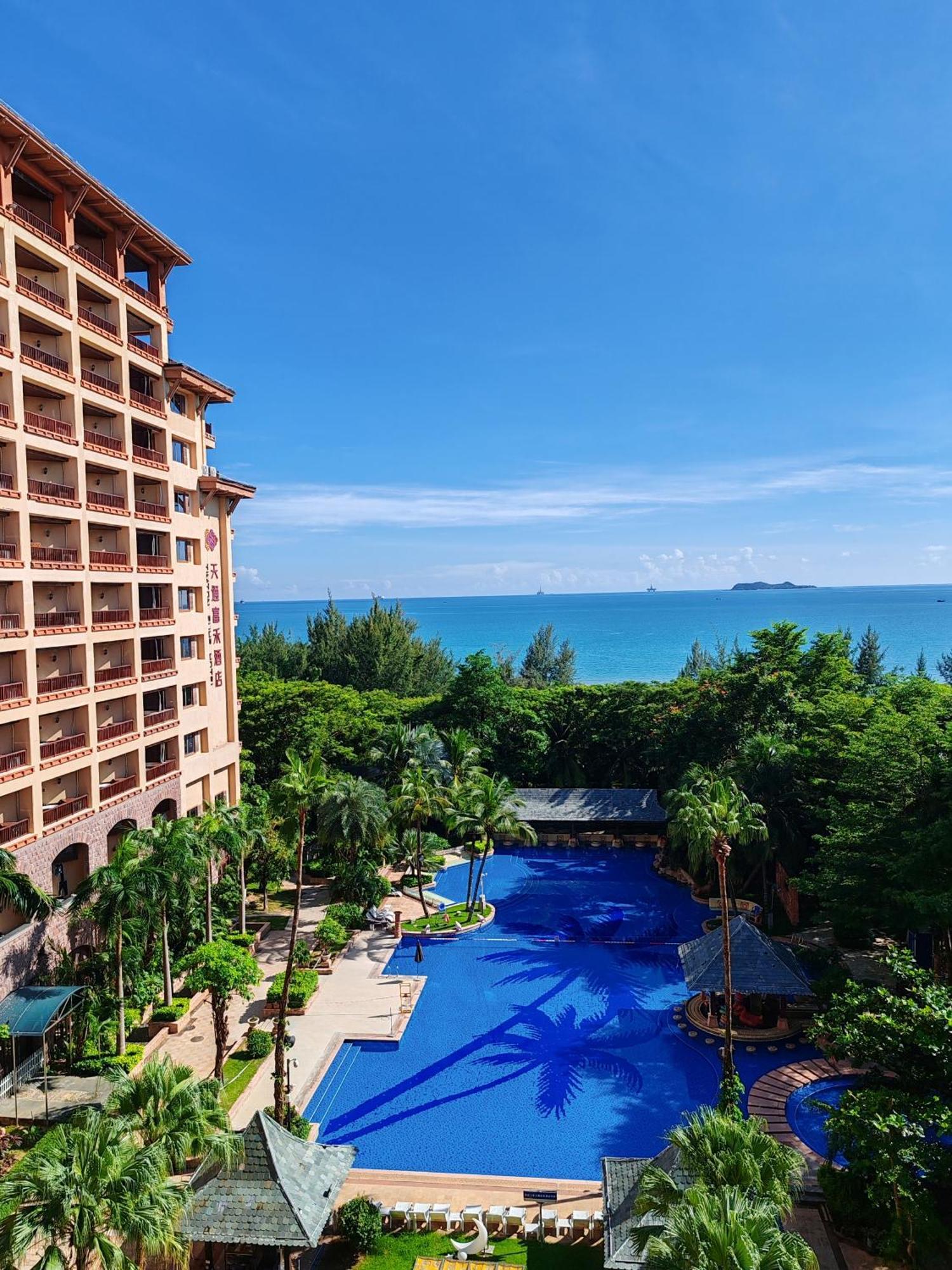Timton Fuhe Hotel Sanya Esterno foto